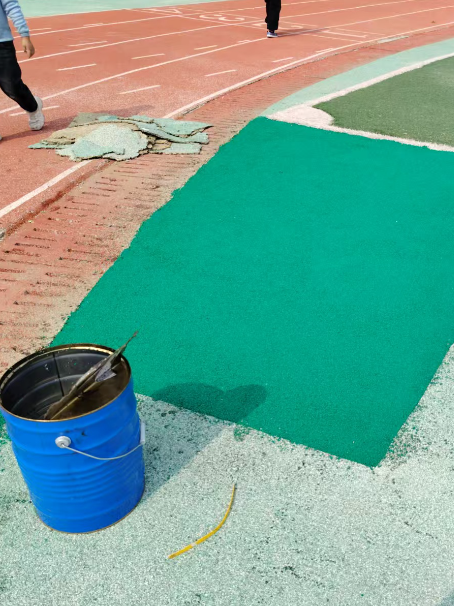 泌阳球场翻新修补改造专项服务介绍